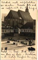 1935 Brassó, Kronstadt, Brasov; Piac tér, Strumpfkönig, Simon & Gross, Karl Essigmann, J.L. & A. Hesshaimer üzlete / market, shops. Atelier O. Netoliczka photo (fa)