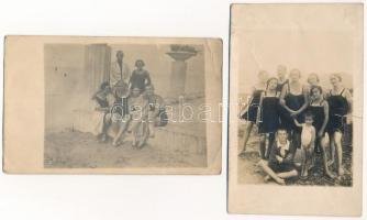 3 db RÉGI fotó képeslap fürdőzőkről / 3 pre- 1945 photo postcards about bathing people
