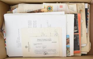 Nagy doboz vegyes papírrégiség, irat