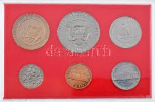 Amerikai Egyesült Államok 1982S 1c-1/2$ (5xklf) forgalmi sor + verdei zseton eredeti tokban T:PP 
U...