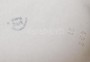 Royal Dux ágaskodó ló. Sérült, restaurált, jelzett, m: 20,5 cm