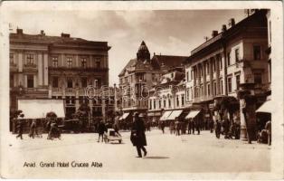 1928 Arad, Grand Hotel Crucea Alba / Fehér Kereszt nagy szálloda / hotel, automobile, shops (EK)