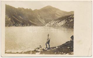 1932 Fogaras, Fagaras; Lacul si Varful Urlei / Urlei-See mit Spitze / Urlea tó és hegy / lake and mountain. Fot. orig. J. Fischer 1931. (EB)