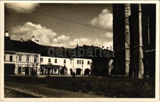 1940 Beszterce, Bistritz, Bistrita; Fő tér, Haraszthy Ludovic üzlete / main square, shops. photo (fl)