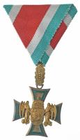 1923. &quot;I. Osztályú Tiszti Szolgálati Jel&quot; aranyozott bronz kitüntetés eredeti mellszalaggal T:AU,XF / Hungary 1923. &quot;Officers&#039; Distinction for Long Service, 1st Class&quot; gilt bronze decoration with ribbon C:AU,XF  NMK 346.