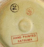 Satsuma madár- és lepkemintás urnaváza, jelzett, hibátlan, m: 25,5 cm