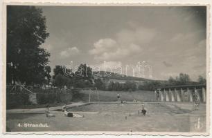 Előpatak, Valcele; Strandul / strand, fürdőzők / swimming pool, bathers