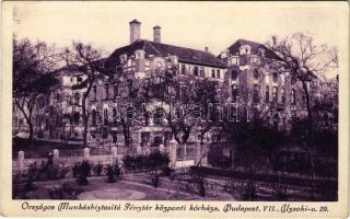 Budapest XIV. Az Országos Munkásbiztosító Pénztár központi kórháza, belső. Uzsoki utca 29.