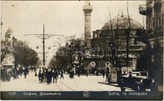 Sofia, La Mosquée / mosque, street, automobile