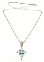 Ezüst(Ag) kövekkel díszített kereszt medál láncon, jelzett, h: 44 cm, 4,5×2,5 cm, bruttó: 14 g