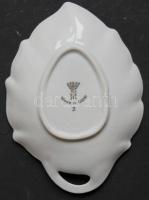 Moschendorfi levélalakú porcelán tálka szép állapotban, 12cm-es szélességgel / Moschendorf porcelain...