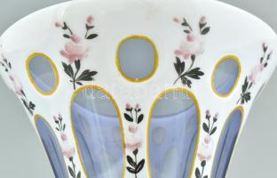 Biedermeier aranyozott hántolt üveg váza. Többrétegű, fújt, hámozott, zománcfestett üveg. Kopott, . ...