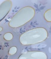 Biedermeier aranyozott hántolt üveg váza. Többrétegű, fújt, hámozott, zománcfestett üveg. Kopott, . ...