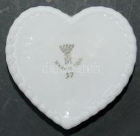 Moschendorfi szívalakú porcelán bonbonier szép állapotban, 7cm-es szélességgel / Moschendorf porcela...