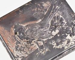 Szecessziós ón dobozka, fa betéttel 12x10x7 cm