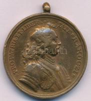 1938. "Felvidéki Emlékérem" bronz kitüntetés mellszalag nélkül T:VF ph.  Hungary 1938. "Upper Hungary Medal" bronze decoration without ribbon C:VF edge error  NMK 427.