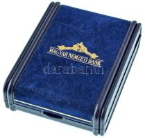 2001. 100.000Ft Au "Államalapító Szent István" kapszulában, sérült dísztokban, tanúsítvánn...