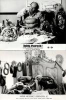 ,,Habzsi-dőzsi a filmekben", 2 db vintage produkciós filmfotó (vitrinfotó, lobbyfotó) ezüst zselatinos fotópapíron, a használatból eredő (esetleges) kisebb hibákkal, 18x24 cm