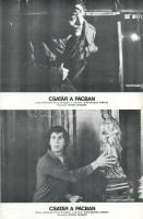 ,,Csatár pácban" című francia filmvígjáték jelenetei és szereplői, 7 db produkciós filmfotó (vi...