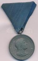 1940. &quot;Erdélyi részek felszabadulásának emlékére&quot; Zn emlékérem mellszalagon. Szign.: Berán T:AU,XF kis oxidáció Hungary 1940. &quot;Commemorative Medal for the Liberation of Transylvania&quot; Zn medal with ribbon. Sign.: Berán C:AU,XF small oxidation NMK 428.