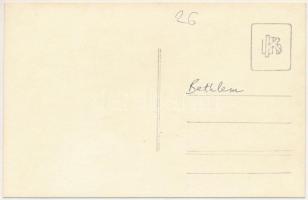 Bethlen, Beclean; magyar katonák és darutollas leventék / Hungarian soldiers and members of the para...