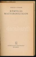 Takáts Sándor: Kémvilág Magyarországon. Bp., 1980. Szépirodalmi Könyvkiadó. Kiadói egészvászon-kötés...