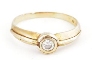 Arany (Au) 14K szoliterköves gyűrű, jelzett, méret: 61, bruttó: 3,2 g