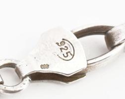 Ezüst (Ag) áttört ovális nagy szemű masszív nyaklánc, jelzett, h: 56 cm, nettó: 24,5 g