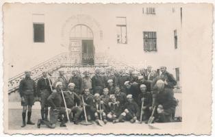 Sepsiszentgyörgy, Sfantu Gheorghe; Credinta si munca pentru Tara si Rege, Straja Tarii / Román paramilitáris ifjúsági szervezet tagjai / members of the Romanian paramilitary youth organization. photo (fl)