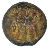 Ptolemaida Egyiptom Kr.e. ~III. század AE29 bronz (21,83g) T:F Ptolemaic Egypt ~3rd Century B.C. AE29 bronze PTOLEMAIOU BASILEWS (21,83g) C:F