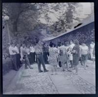 Vegyes fotók, negatívok, kis albumok, dobozban