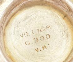 Ezüst(Ag) vietnámi csésze csészealjjal, jelzett, d: 5,5 és 8 cm, díszdobozban, nettó: 90,6 g