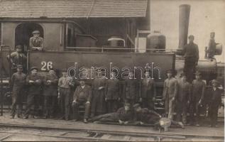 MÁV III 175 series Budapest HÉV with Railway workers photo (fl)