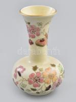 Zsolnay pillangó mintás váza. Jelzett, hibátlan, m: 11,5 cm