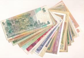 19db-os vegyes külföldi bankjegy tétel a világ minden tájáról, közte Svédország 1984. 50K T:UNC-VG
...