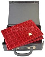 1db fekete műbőr éremtartó koffer különféle méretű érmék tárolására alkalmas, kivehető tálcákkal (ös...