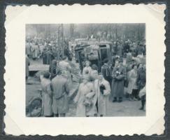 1956 Fotósorozat 13 db fotóval a forradalom napjaiból Budapestről, Vörös csillag leszedése Kálvin té...