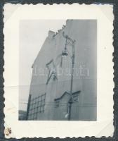 1956 Fotósorozat 13 db fotóval a forradalom napjaiból Budapestről, Vörös csillag leszedése Kálvin té...