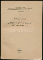 Hajnal István: A Batthyány-kormány külpolitikája. A szerző fia, Hajnal Gáspár (1927-) által Berlász Jenő (1911-2015) történész, könyvtáros, levéltáros részére DEDIKÁLT! Bp., 1957, Akadémiai. Kiadói papírkötésben, gerinc alján apró sérüléssel, borító hátoldalán apró szakadással.