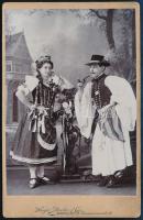 cca 1910 Gyerekek és felnőttek népies ruhában, 3 db keményhátú fotó, 16,5×10,5 cm