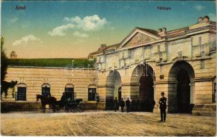 Arad, Várkapu, katonák. Vasúti levelezőlapárusítás 8. sz. 1916. / castle gate, K.u.K. soldiers (EB)