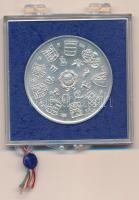 Csúcs Viktória (1934-) 1979. "Magyar Éremgyűjtők Egyesülete 1969-1979" jelzett Ag emlékére...