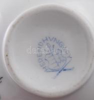 Herendi kisváza. Jelzett, kézzel festett, minimális kopással, m: 9,5 cm