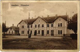 1932 Keszthely, Pályaudvar, Vasútállomás. Náday Ignác és fia kiadása (b)