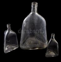 3 db Schrank likőrös üveg. 39-19 cm-ig macska vagy ördögfejes nyommással, felirattal