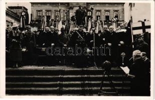 1938 Komárom, Komárnó; bevonulás, Horthy Miklós, Purgly Magdolna, Imrédy Béla, Teleki Pál / entry of the Hungarian troops + "1938 Komárom visszatért" So. Stpl.