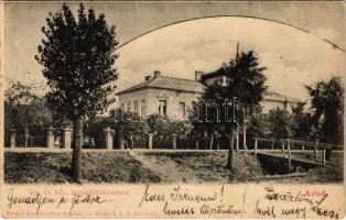 1905 Arad, Cs. és kir. huszárlaktanya. Kerpel Izsó kiadása. Honisch L. I. felvétele / K.u.K. military hussar barracks (r)