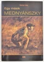 Markója Csilla: Egy másik Mednyánszky. Tanulmányok. 2008, Enigma. Kiadói papírkötés, gerincén szakadással, egyébként jó állapotban.