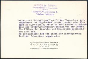 cca 1930-1935 Škoda-Popov Type B2 típusú cigarettacsomagoló gép, fotó, a hátoldalon német nyelven fe...