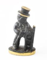 Walter Bosse: Kéményseprő. Patinázott réz, cca 1960, jelzés nélkül, m: 5,5 cm